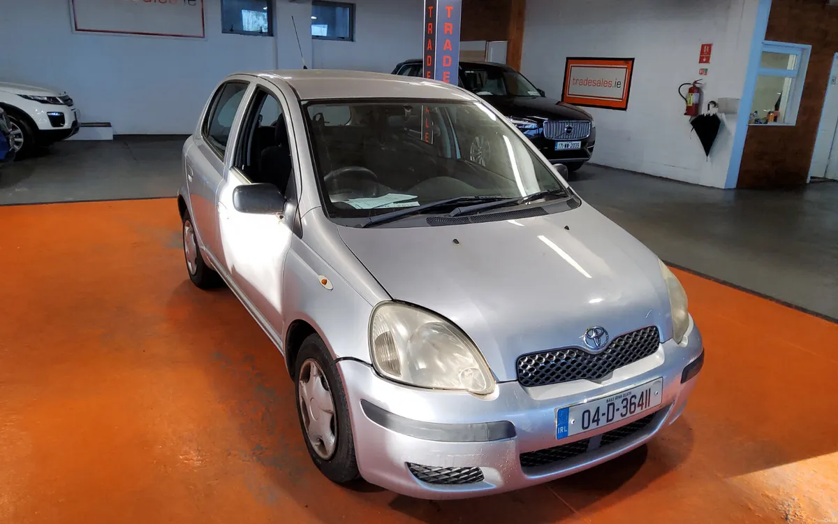 Toyota Yaris 2004 - Image 1