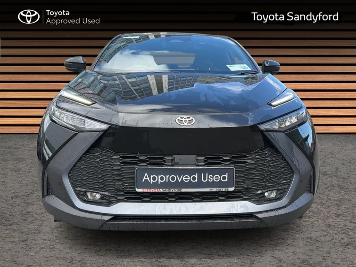 Toyota C-HR AWD VERY RARE ALL WHEEL DRIVE C-HR 2.0 - Image 5