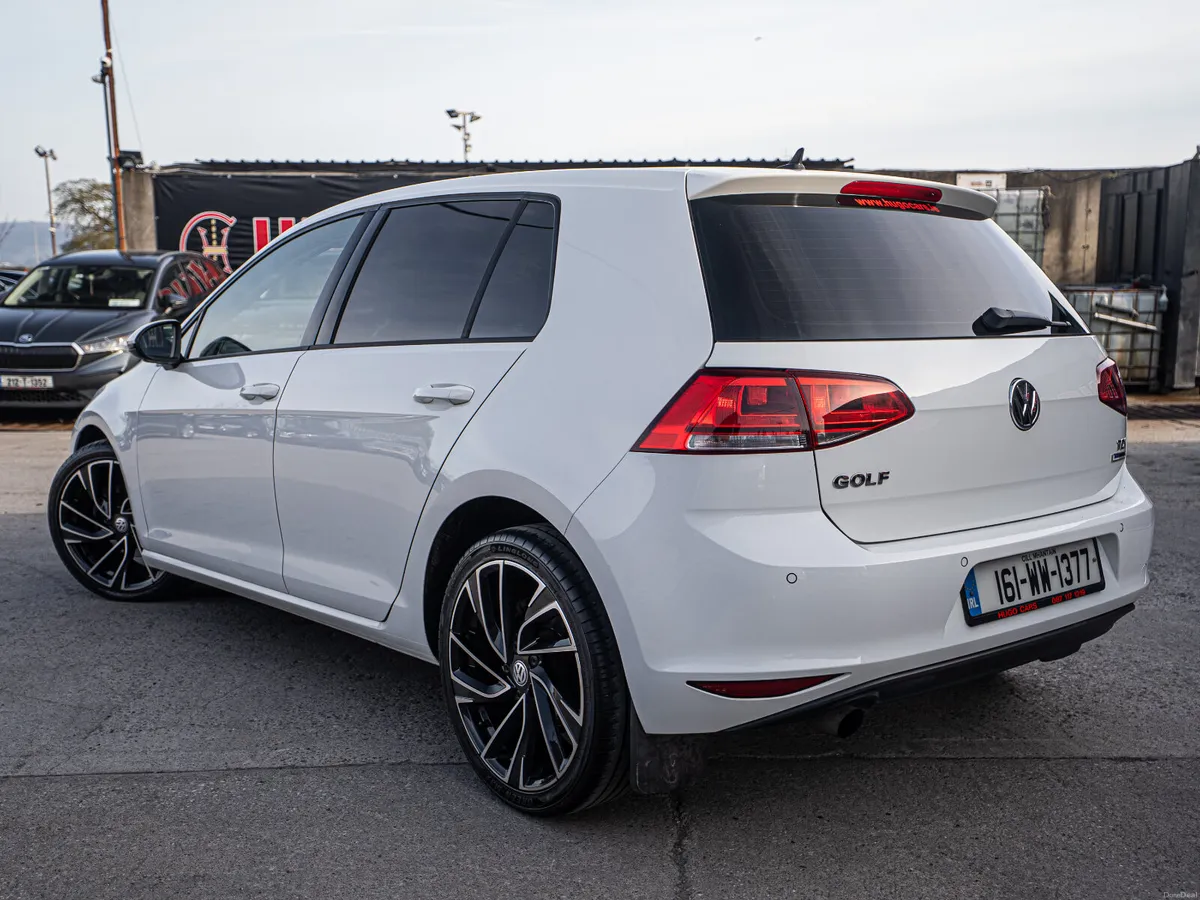 2016 VW Golf 1.6d HIGHLINE/High spec/Warranty - Image 3