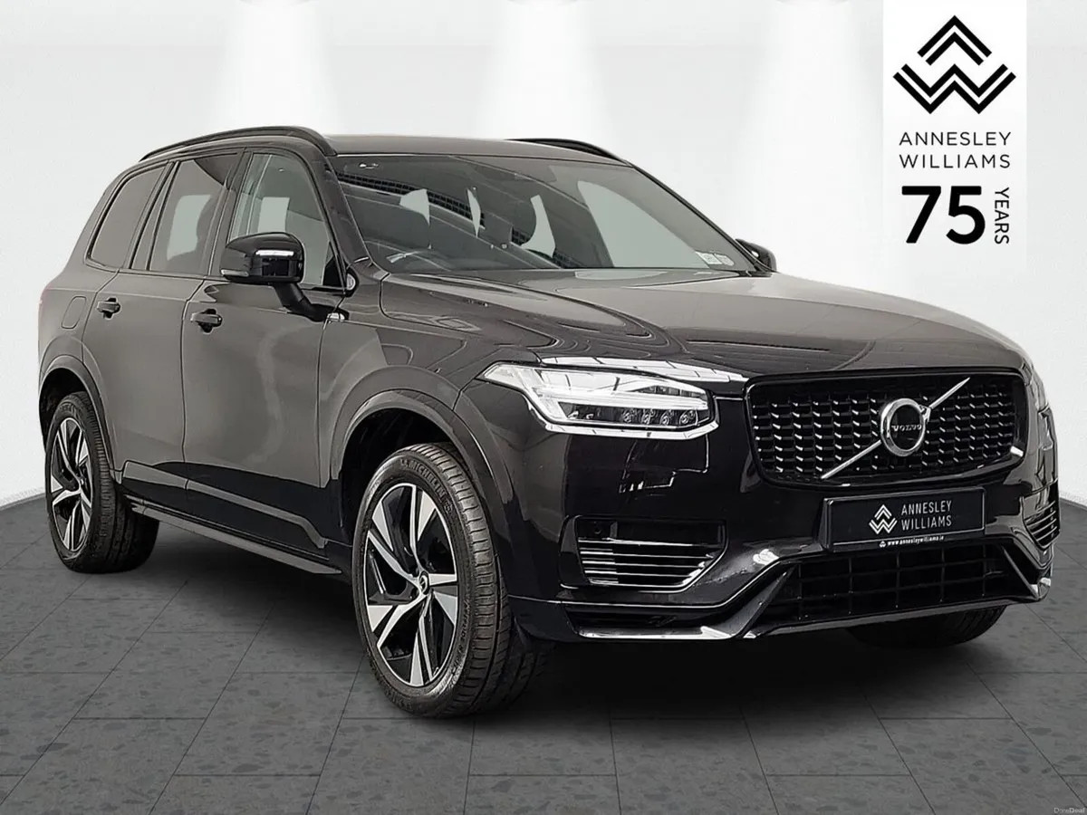 Volvo XC90 RECHARGE T8 (390hp) R-Design AWD - Image 1