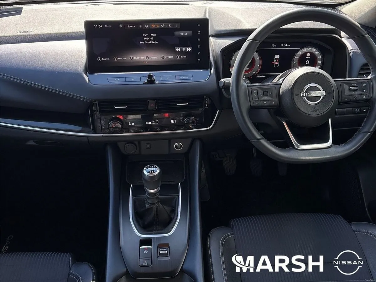 Nissan Qashqai 1.3 MILD HYBRID SV PREMIUM 5DR - Image 2