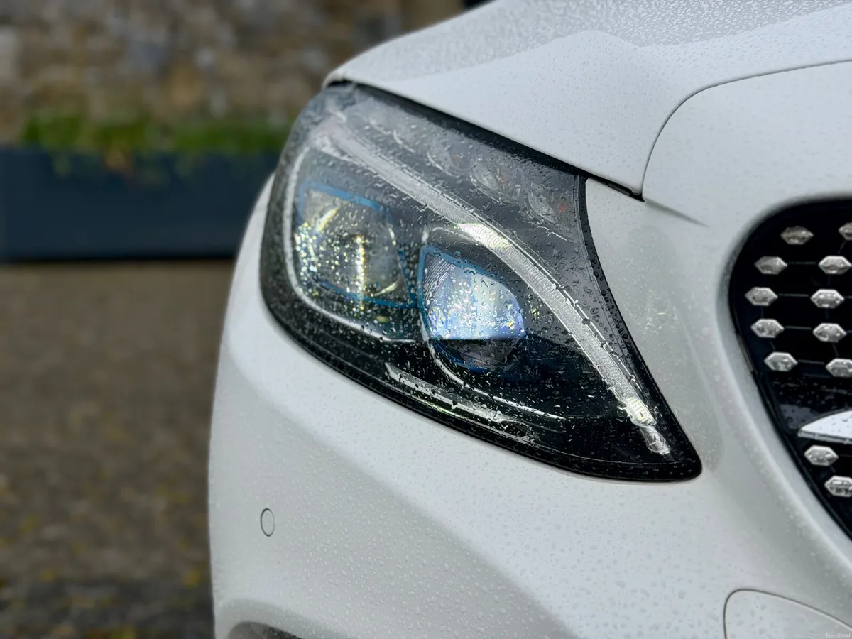 Mercedes-Benz C-Class 2017 Plug in Hybrid - Image 3