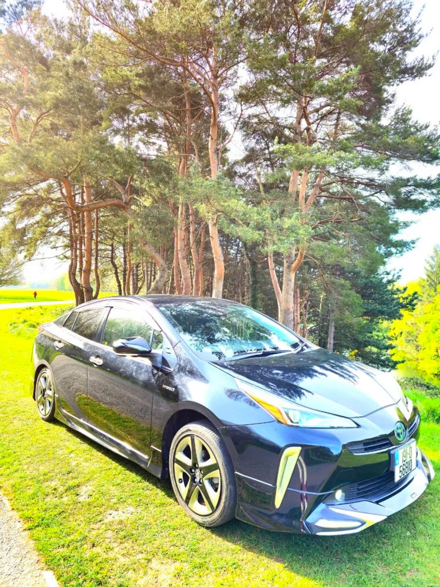 Toyota Prius HigSpex Leather Interior 2019 - Image 3