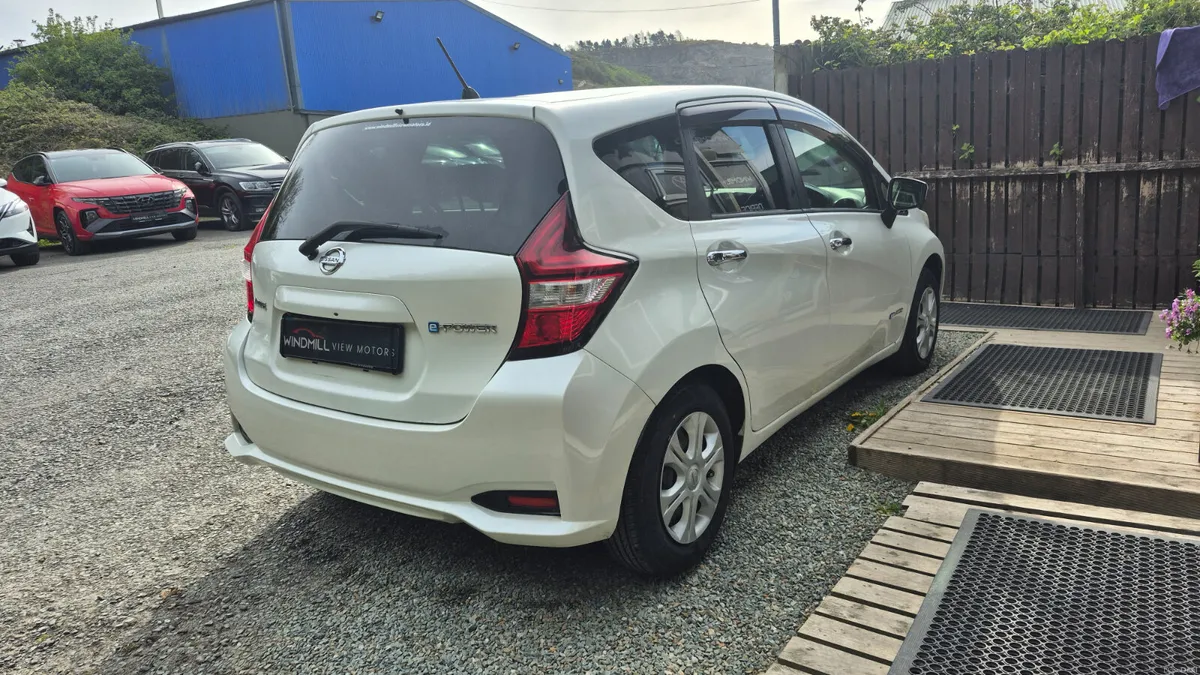 Nissan Note E-POWER Hybrid 2017 - Image 6