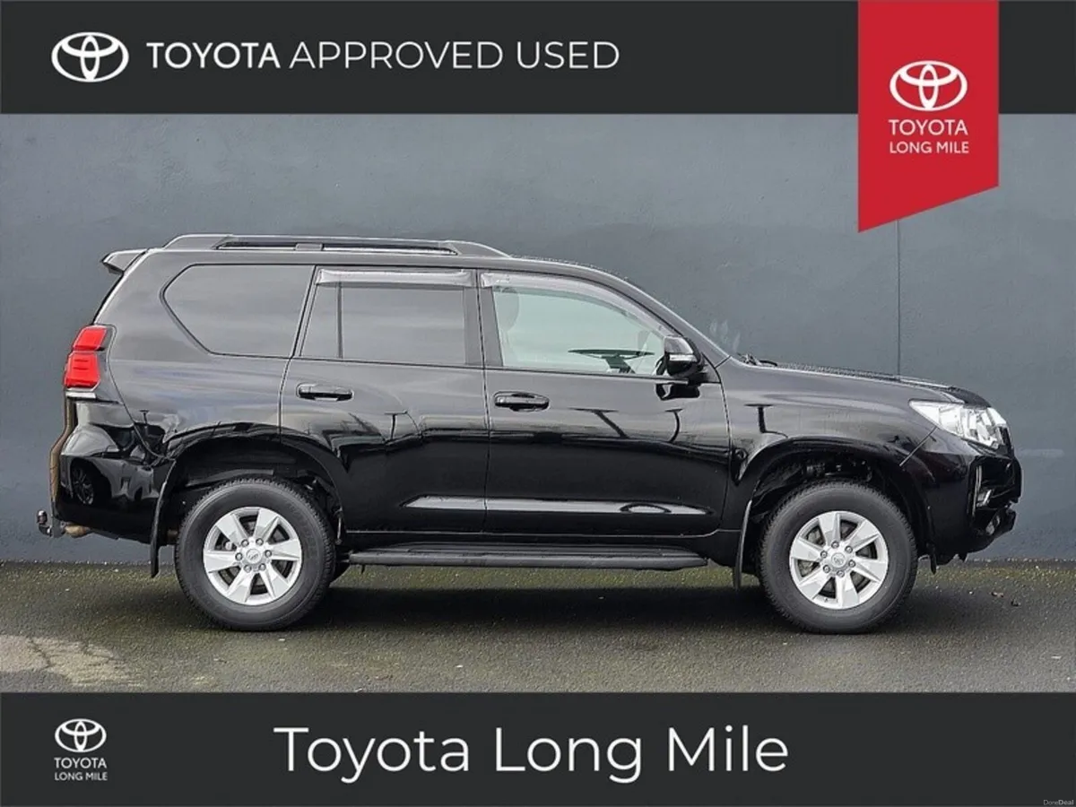 Toyota Land Cruiser 2.8 LWB with VAT Invoice - Image 4