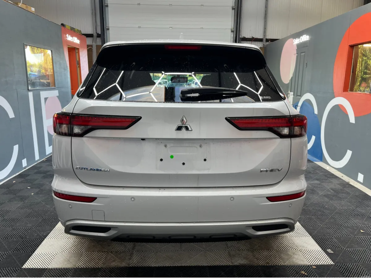Mitsubishi Outlander €40950 2023 MITSUBISHI OUTLAN - Image 3