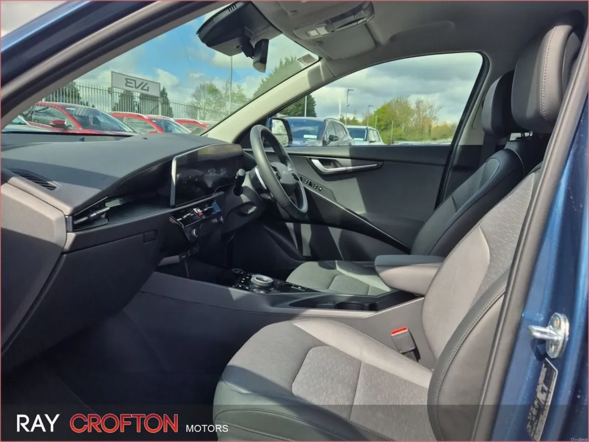 Kia Niro Niro PHEV K4 Black Cladding - Image 6