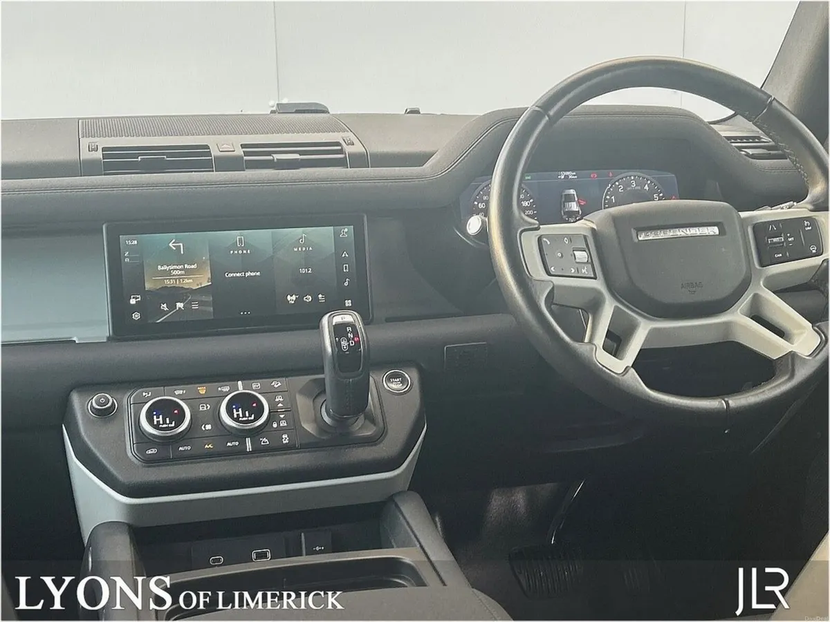 Land Rover Defender 110 2.0 Si4 PHEV*Extended Manf - Image 4