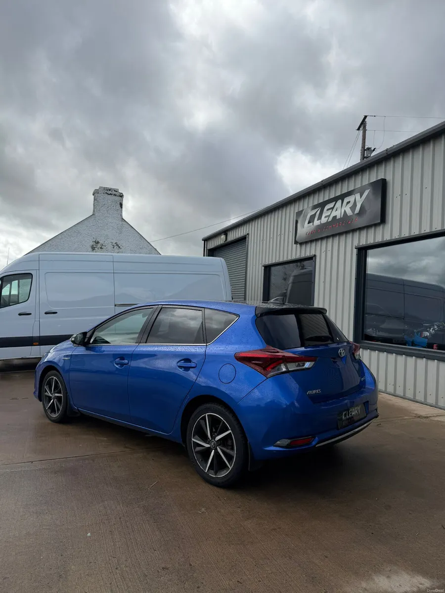 Toyota Auris 2018 - Image 3