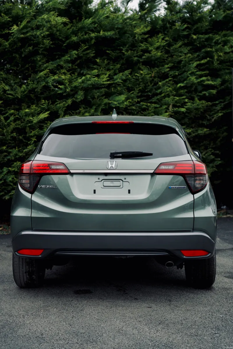Honda Vezel 1.5 L Hybrid 2020 with Low Mileage - Image 4