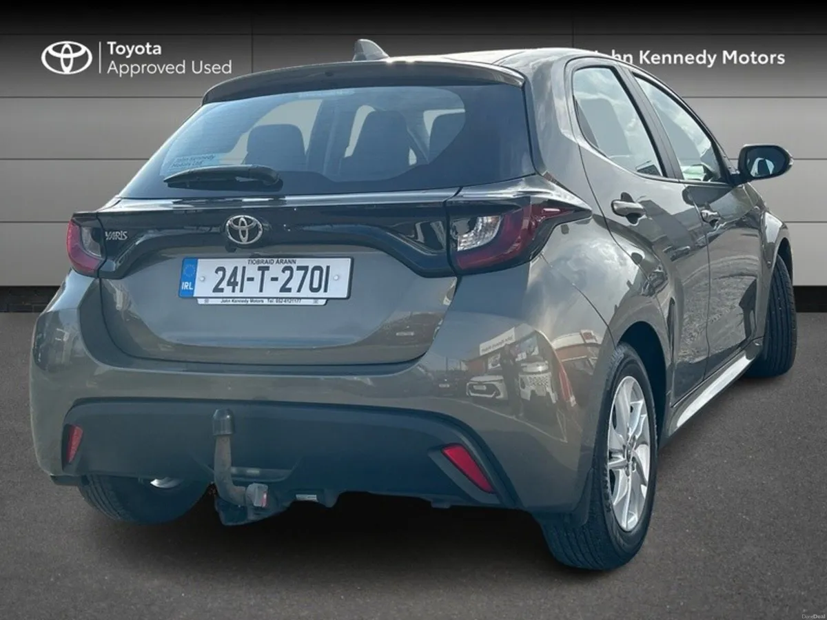 Toyota Yaris 1.5 LUNA - Image 2