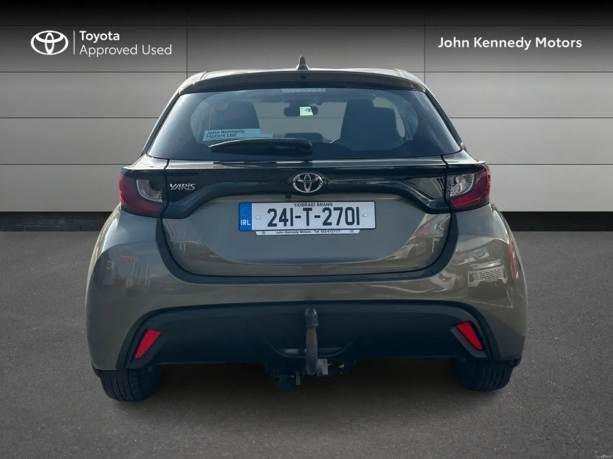 Toyota Yaris 1.5 LUNA - Image 4