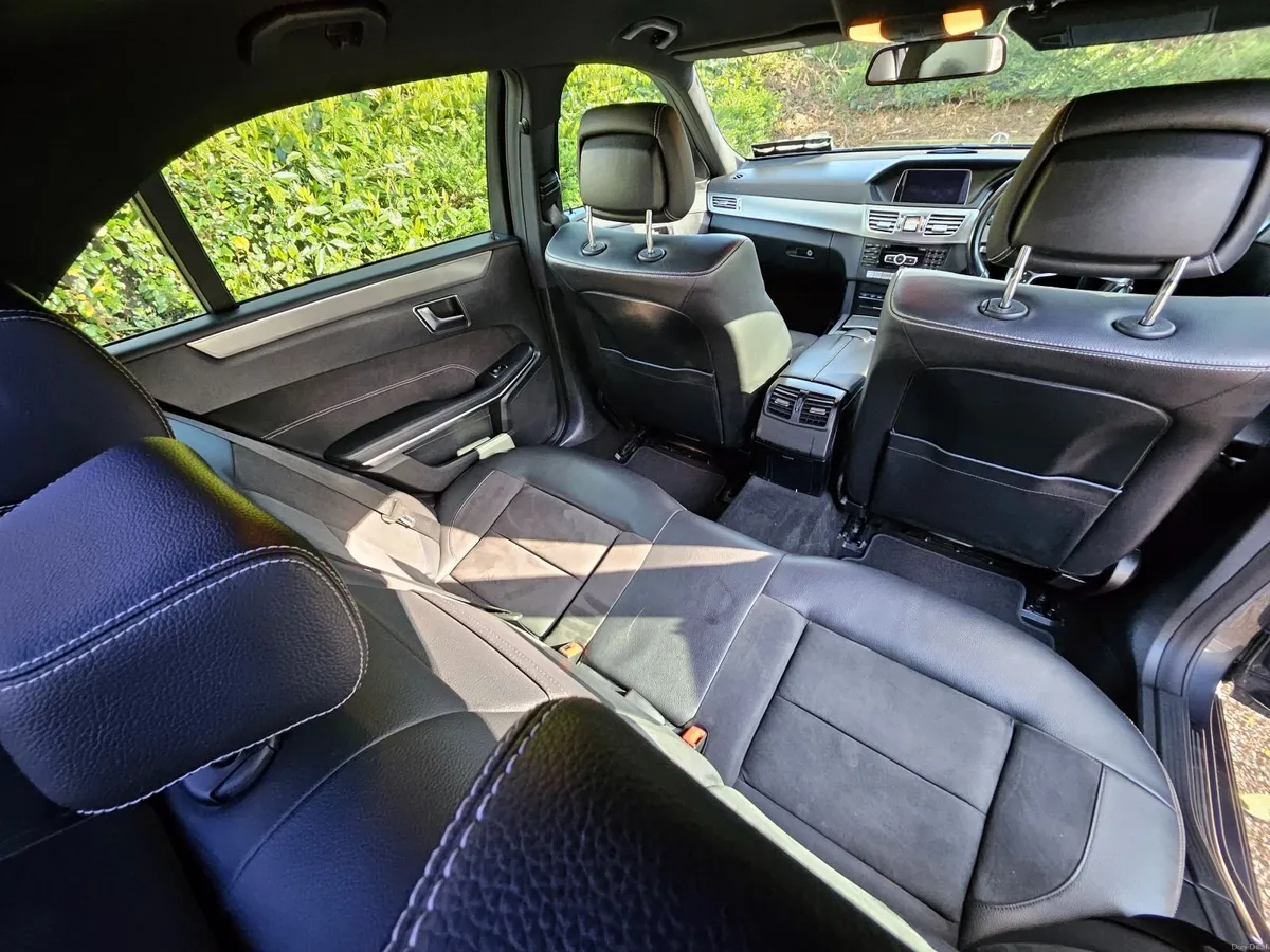 Mercedes-Benz E-Class 2013 - Image 4