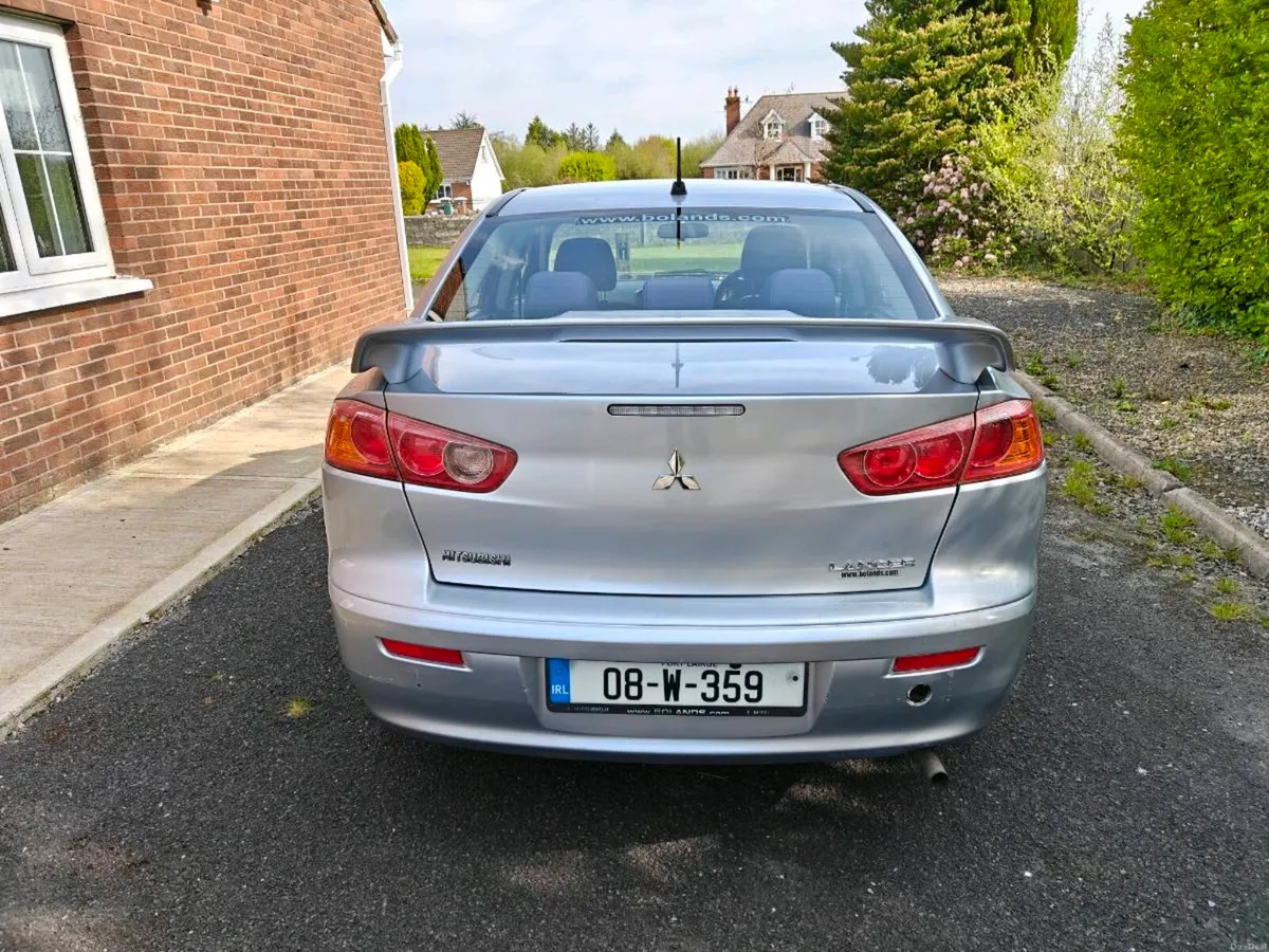 Mitsubishi Lancer - Image 3