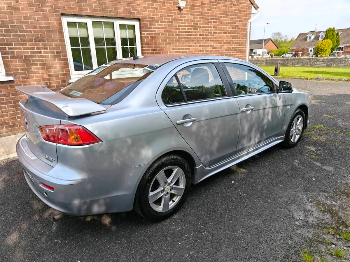 Mitsubishi Lancer - Image 2