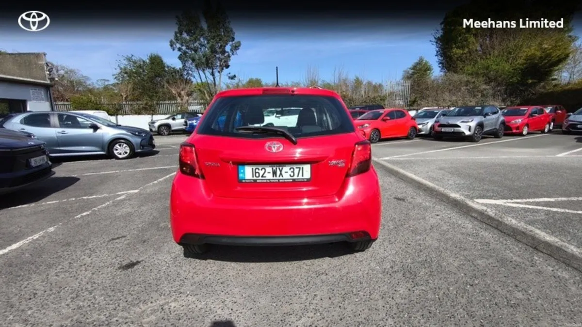 Toyota Yaris YARIS 1.4 D-4D LUNA - Image 4