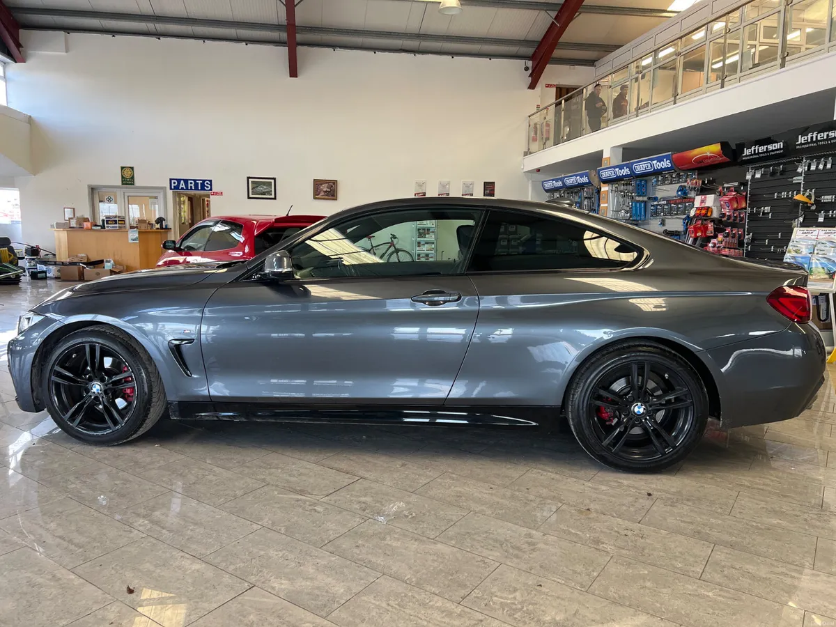 BMW 4-Series 2019 - Image 3