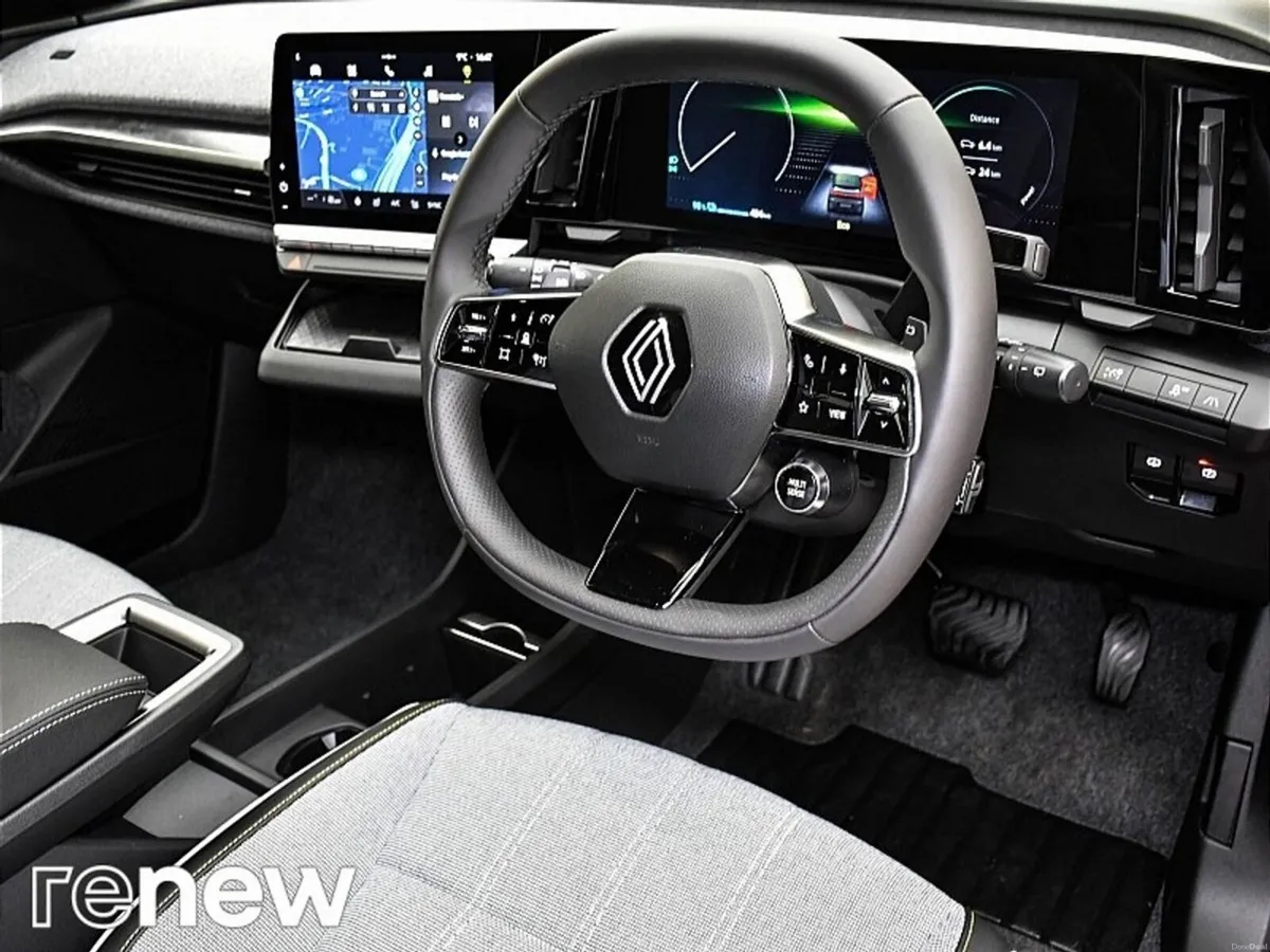 Renault Megane E-Tech Techno EV60 220hp - Image 6