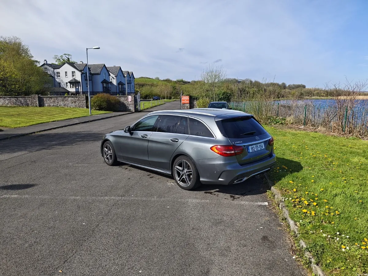 Mercedes-Benz C-Class 2019 Estate - AMG Line - Image 4