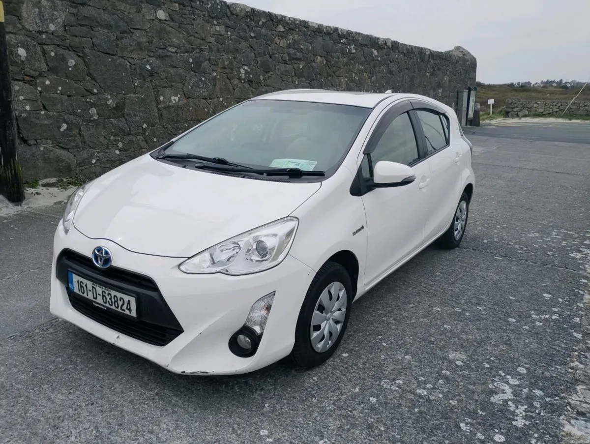 Automatic Toyota Aqua Hybrid Low mileage - Image 3