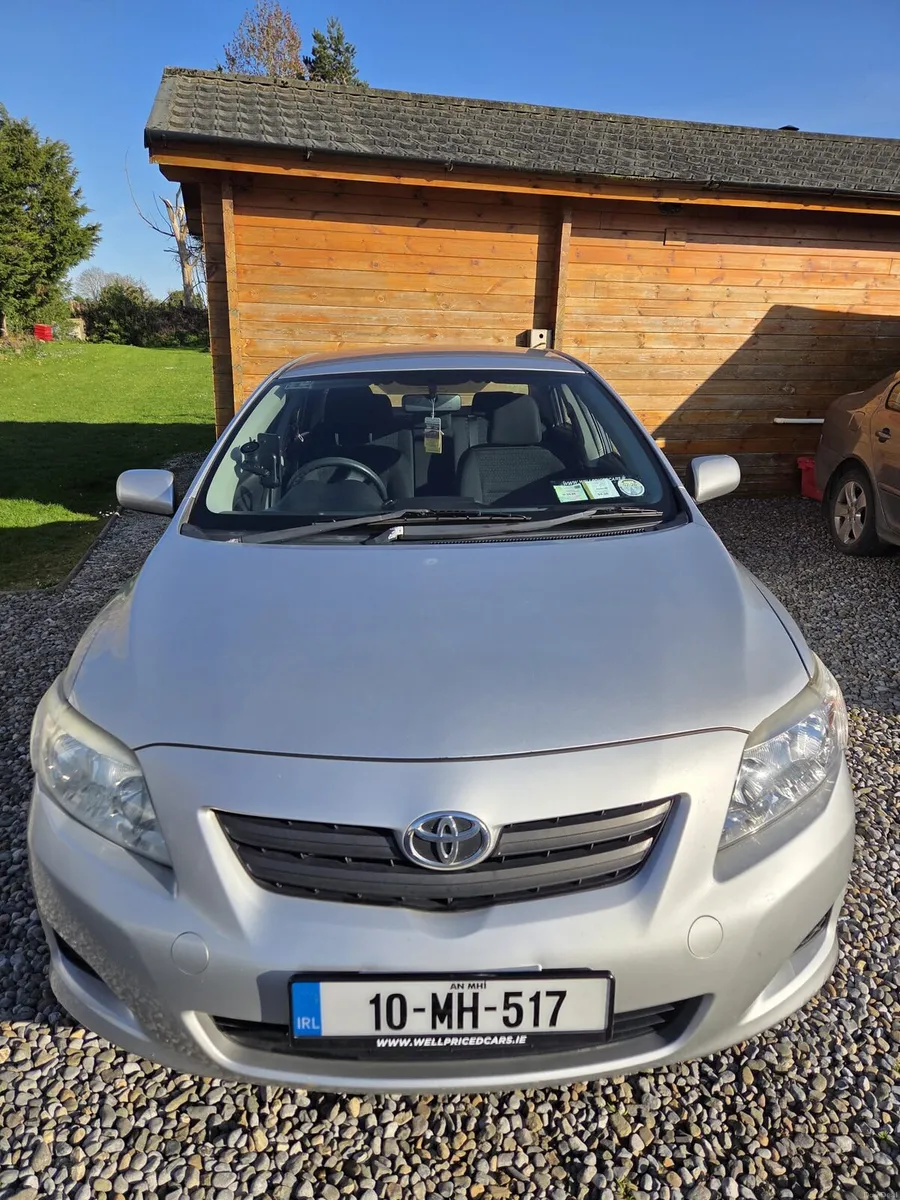 Toyota Corolla 1.4 Terra 2010 - Image 1