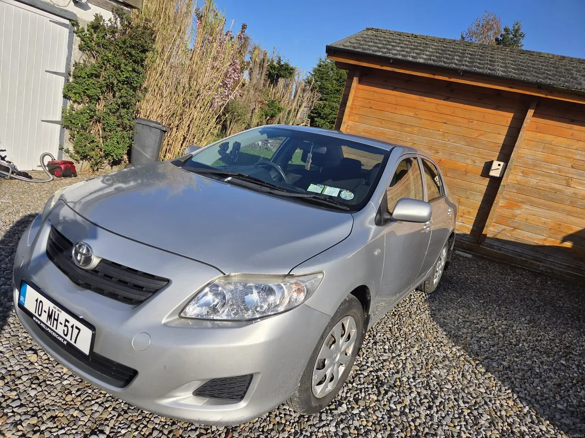 Toyota Corolla 1.4 Terra 2010 - Image 3