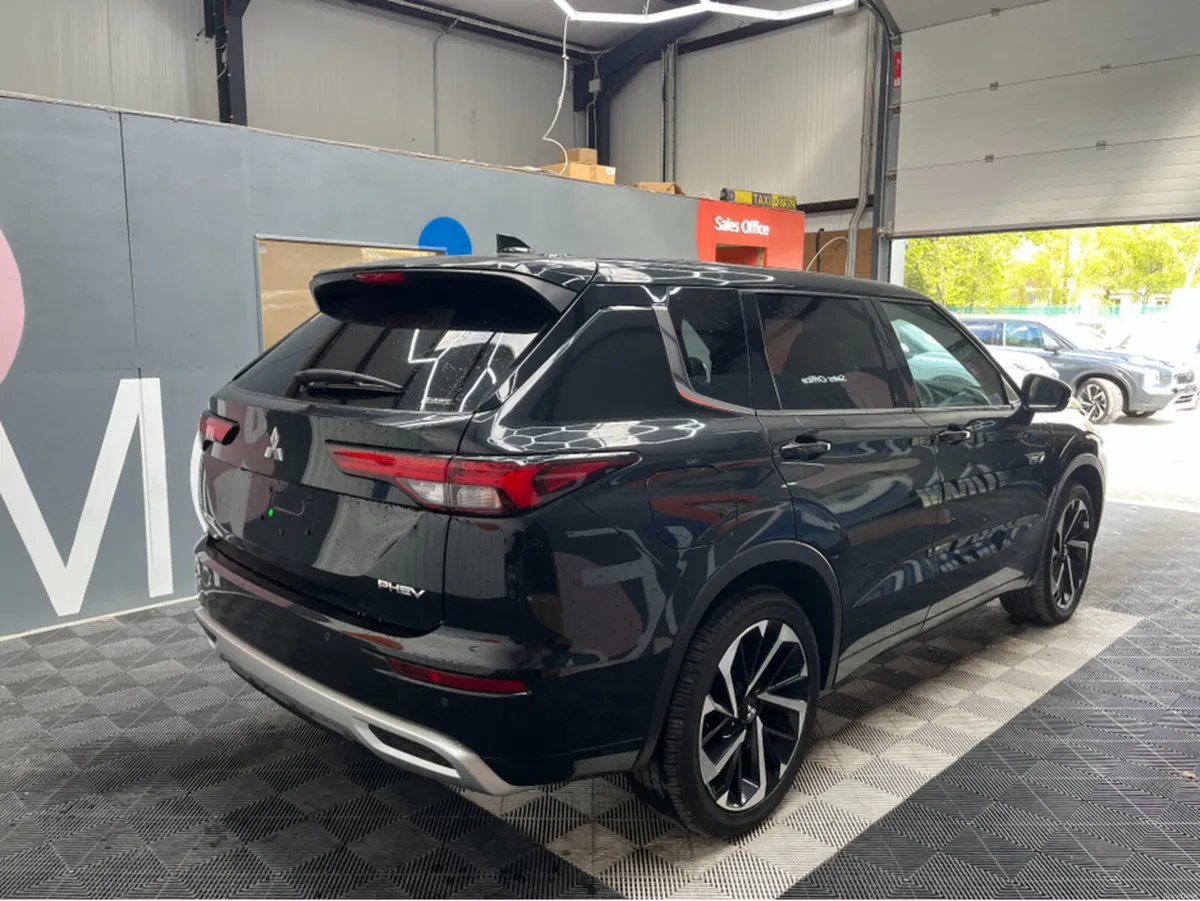 Mitsubishi Outlander €45950 2024 MITSUBISHI OUTLAN - Image 2