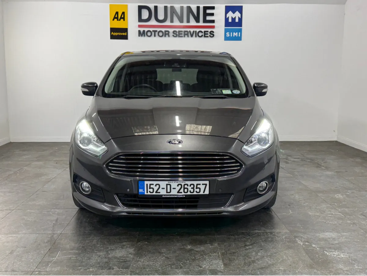 Ford S-Max **TITANIUM **FACELIFT**AUTO**7 SEATS ** - Image 3