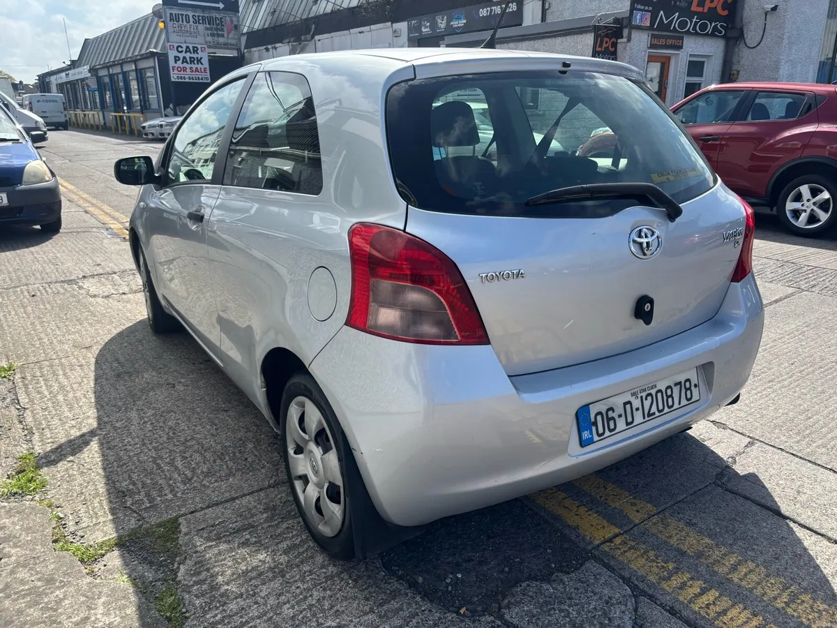 Toyota Yaris - Image 4