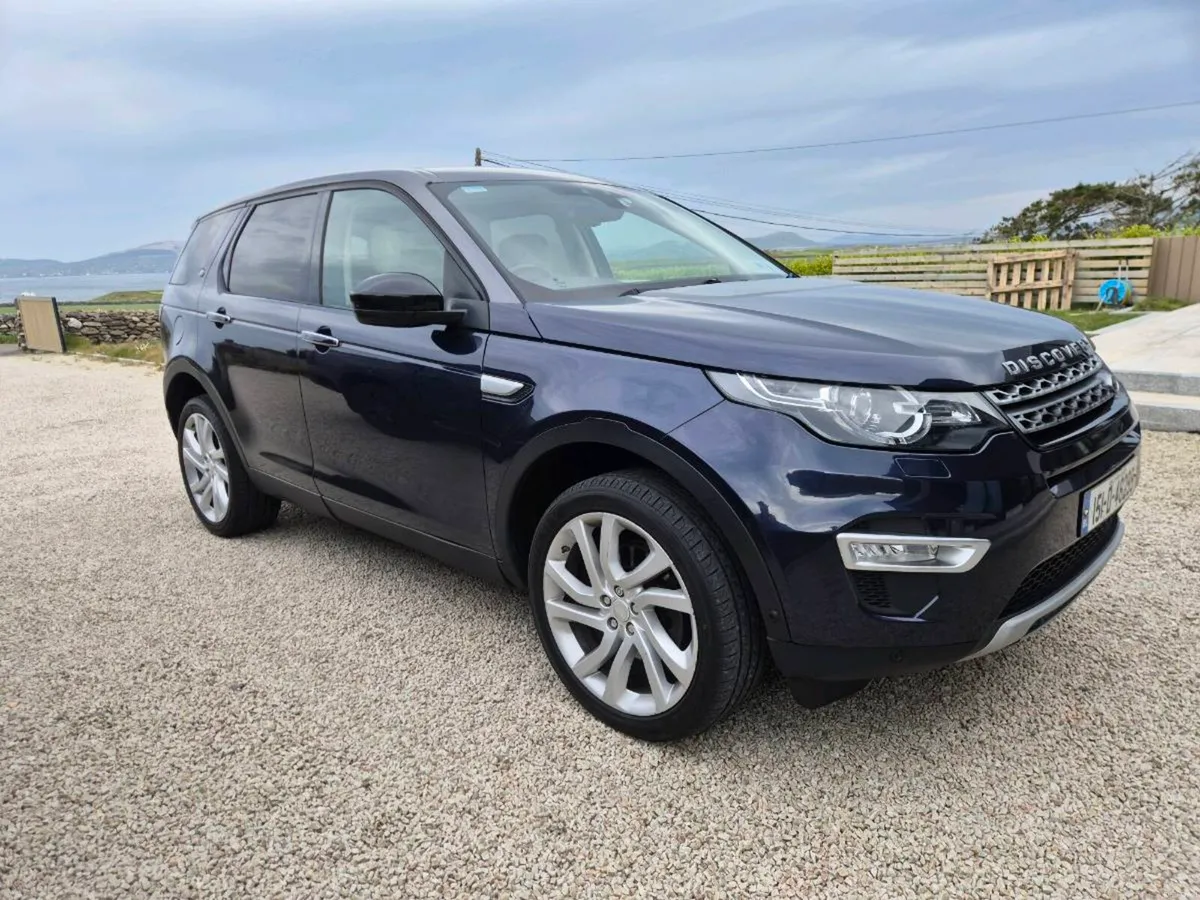 Land Rover Discovery Sport - Image 2