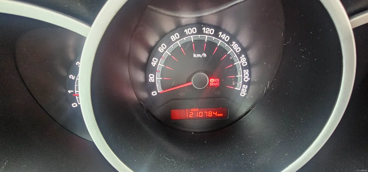 Kia Venga 2014 - Image 5