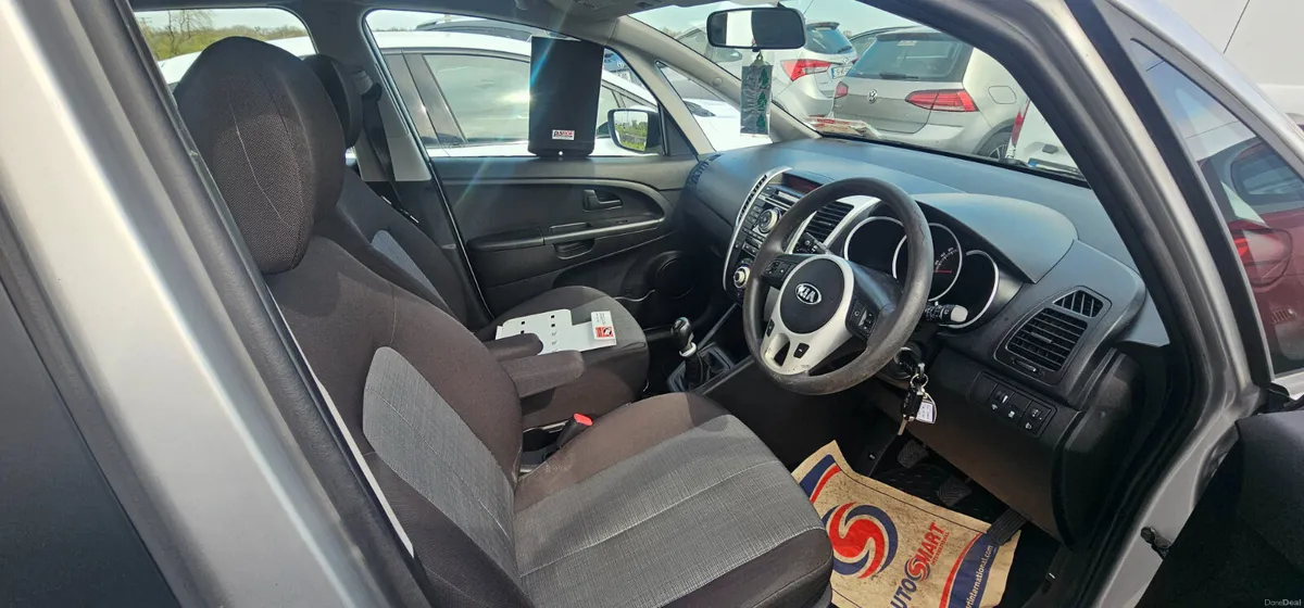 Kia Venga 2014 - Image 3