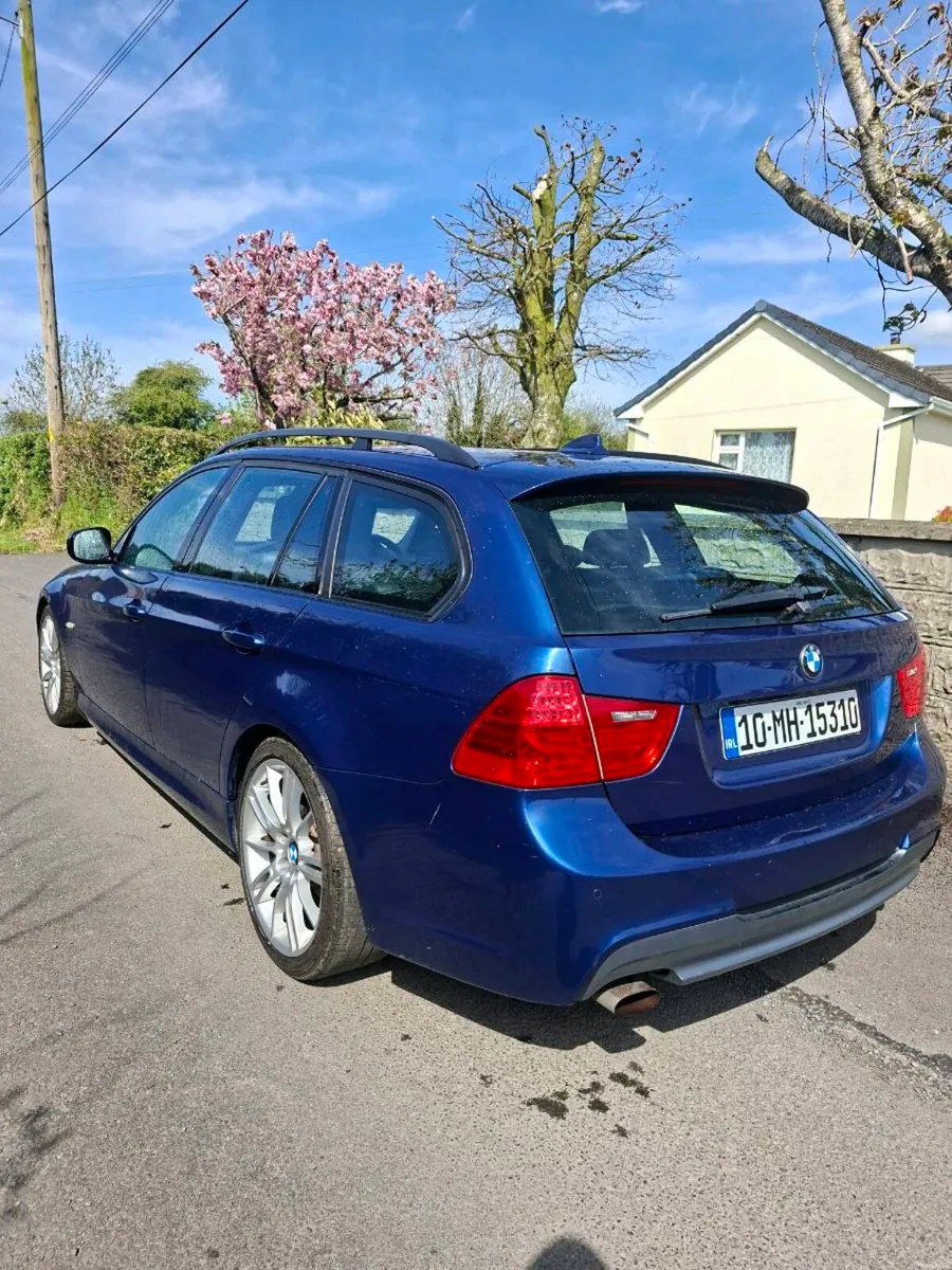 BMW 320 ESTATE 2010 ONLY 159KM - Image 4