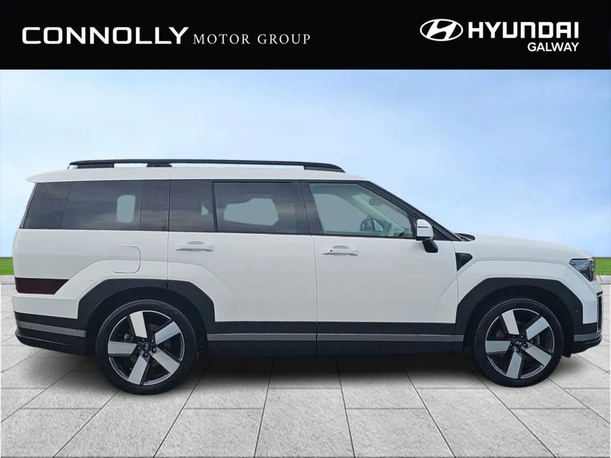 Hyundai Santa Fe 1.6 PHEV 4WD Premium -High Spec 7 - Image 4
