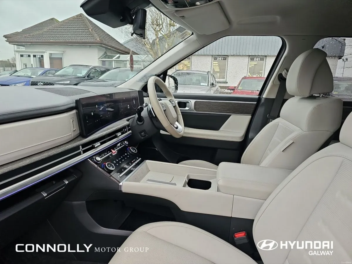 Hyundai Santa Fe 1.6 PHEV 4WD Premium - Image 5