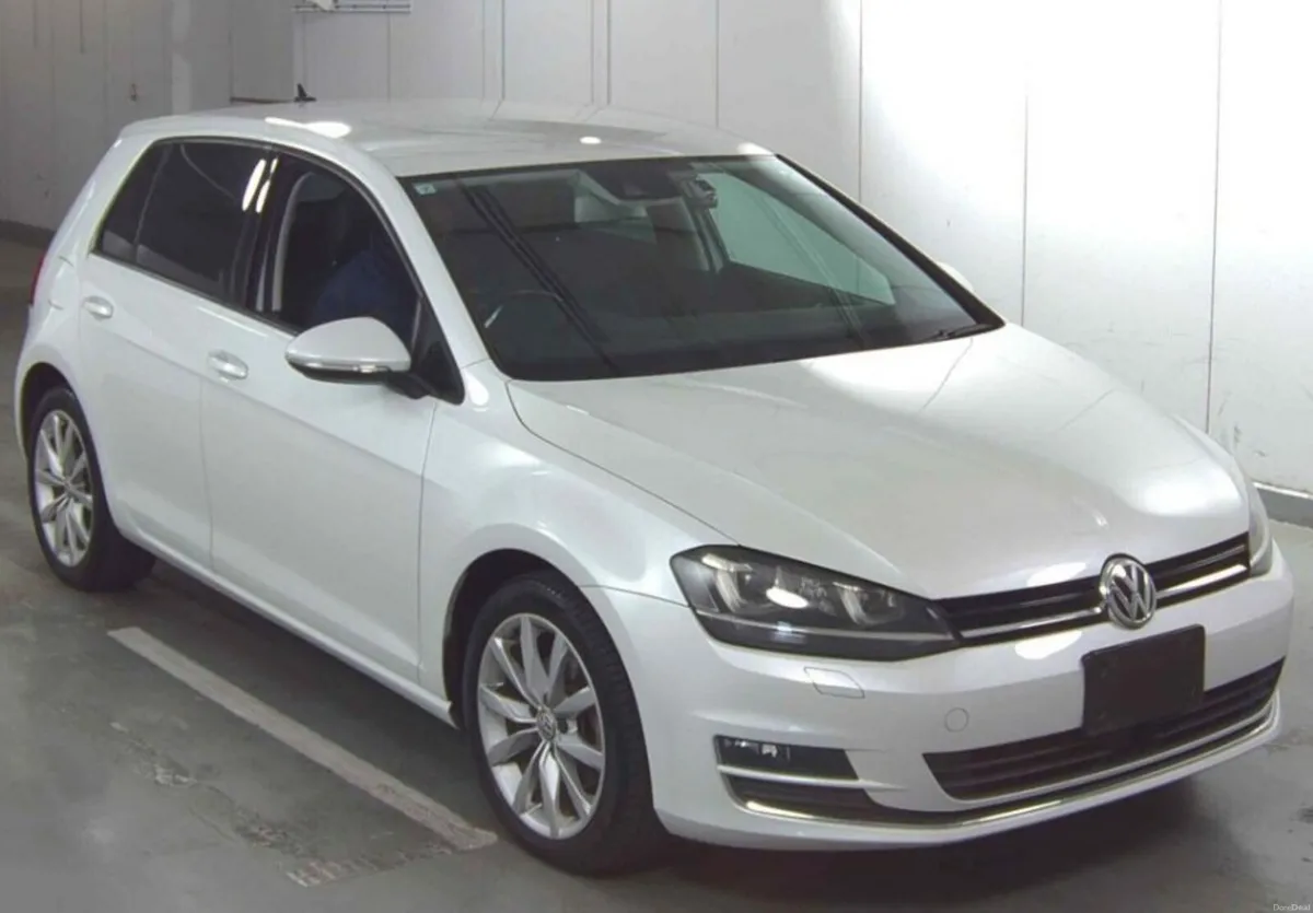 2015 VW Golf Highline Automatic - Image 1