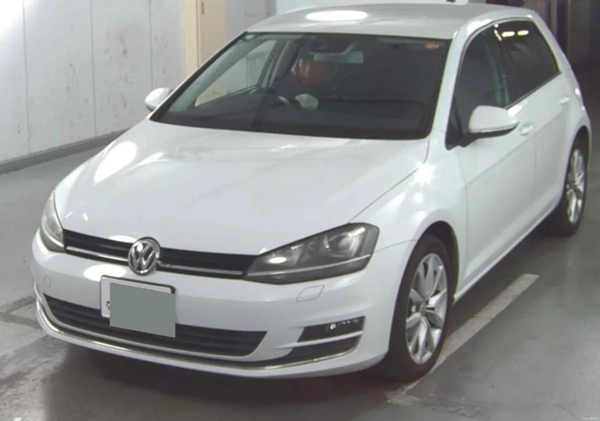 2015 VW Golf Highline Automatic - Image 2