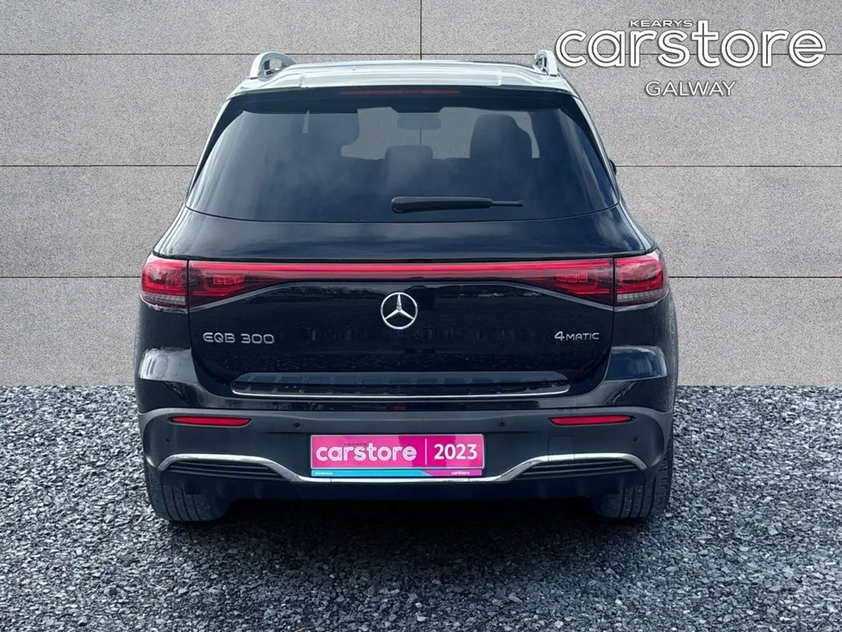 Mercedes-Benz 300 Eqb 300 Amg Lne Premium 4Matic - Image 4