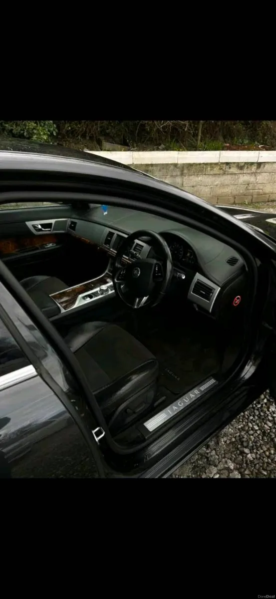 131 jaguar xf 2.2 deisel with tax - Image 2