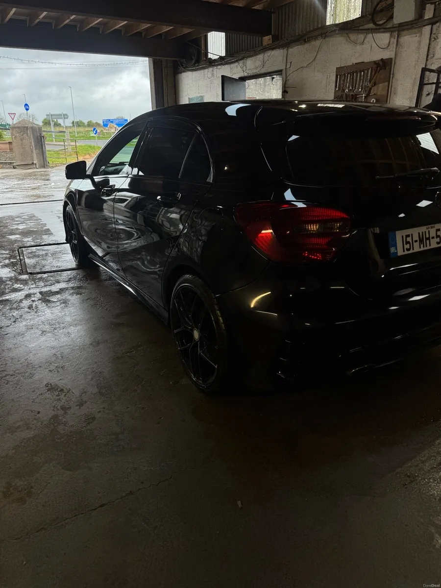 Mercedes A Class A180d AMG LINE 2015 - Image 2