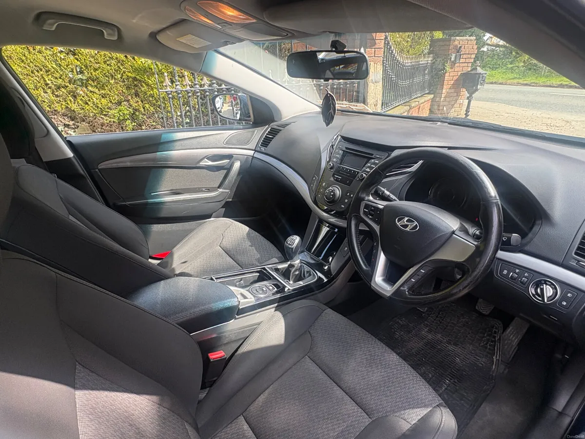 Hyundai i40 2013 1.7 diesel - Image 3
