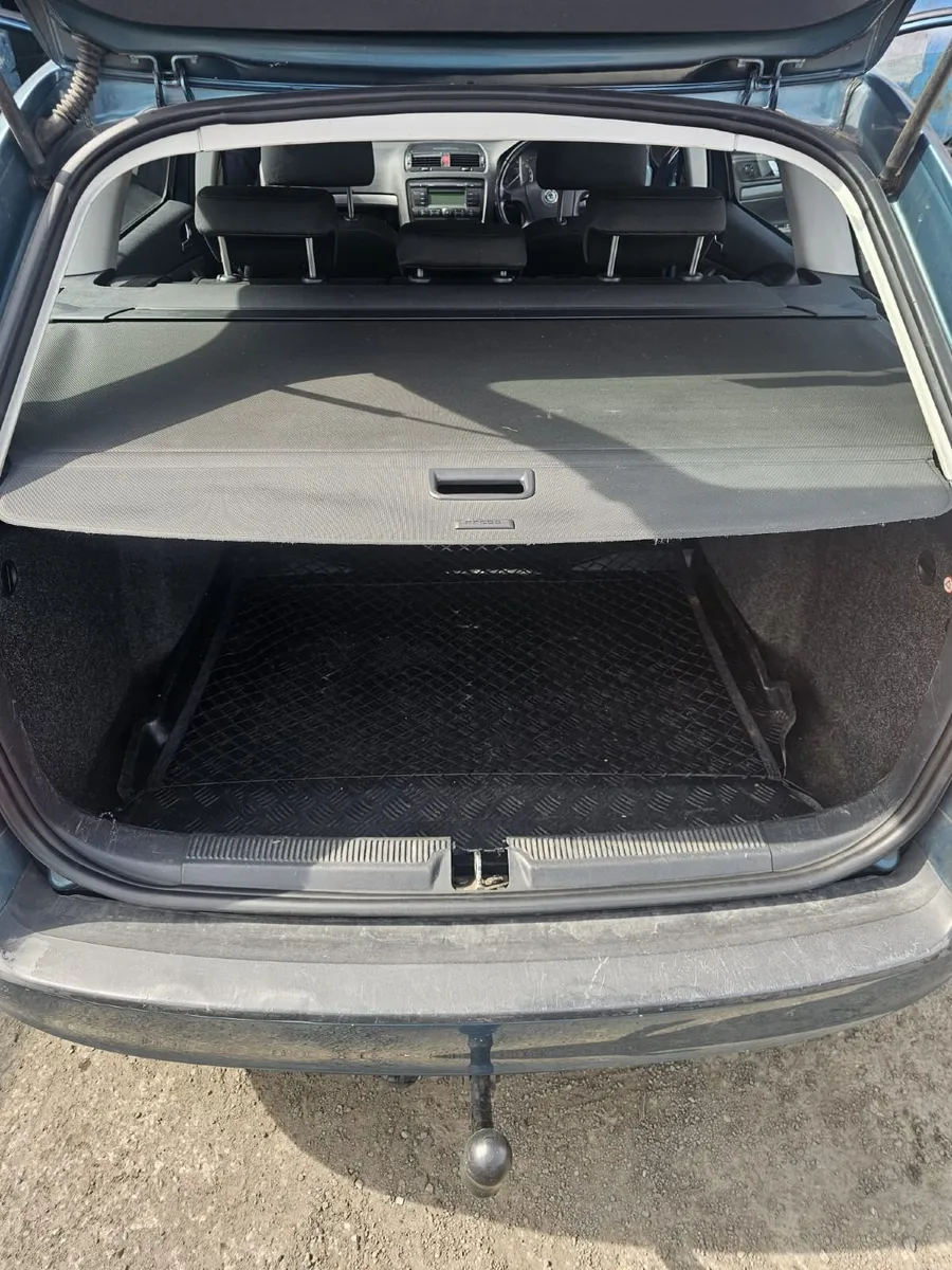 Skoda Octavia 07 automatic - Image 3