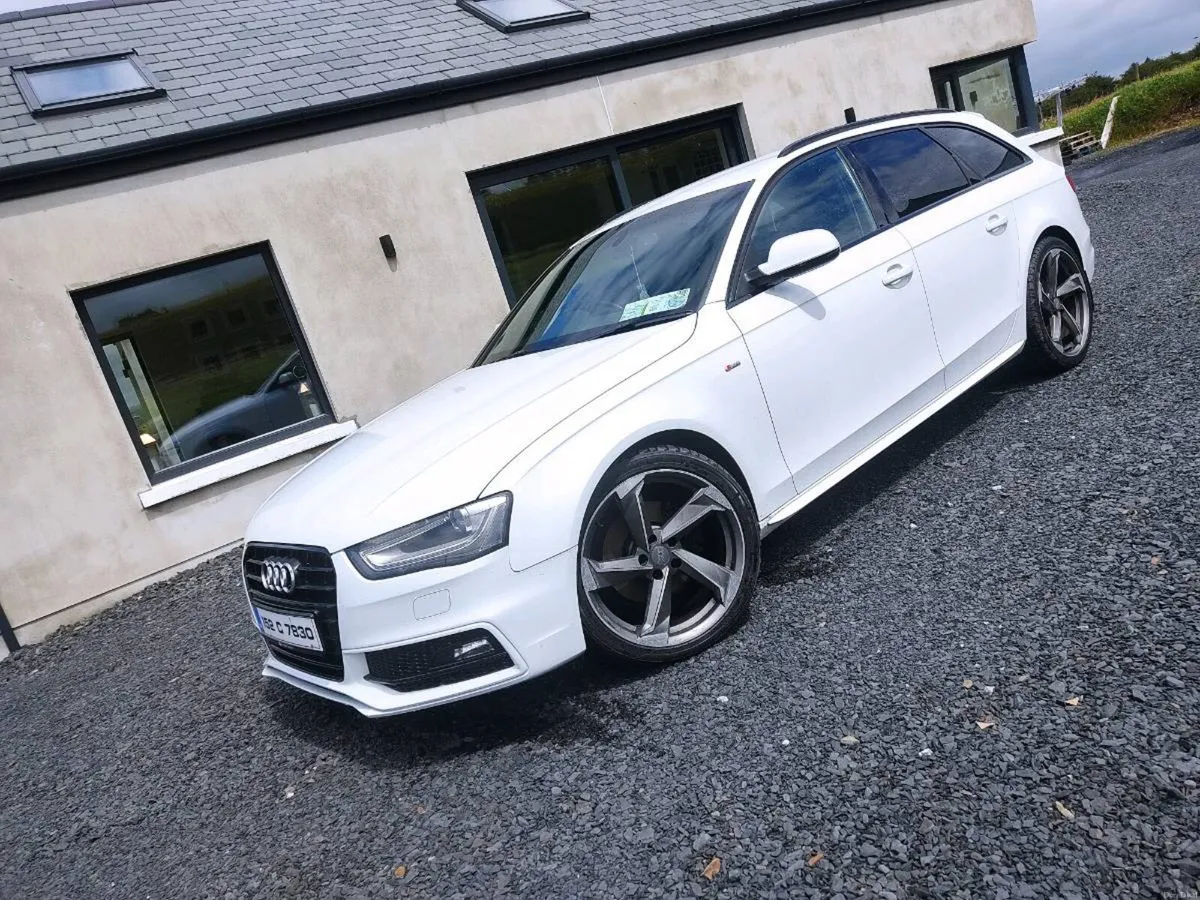 2015 Audi A4 Avant Auto Sline - Image 1