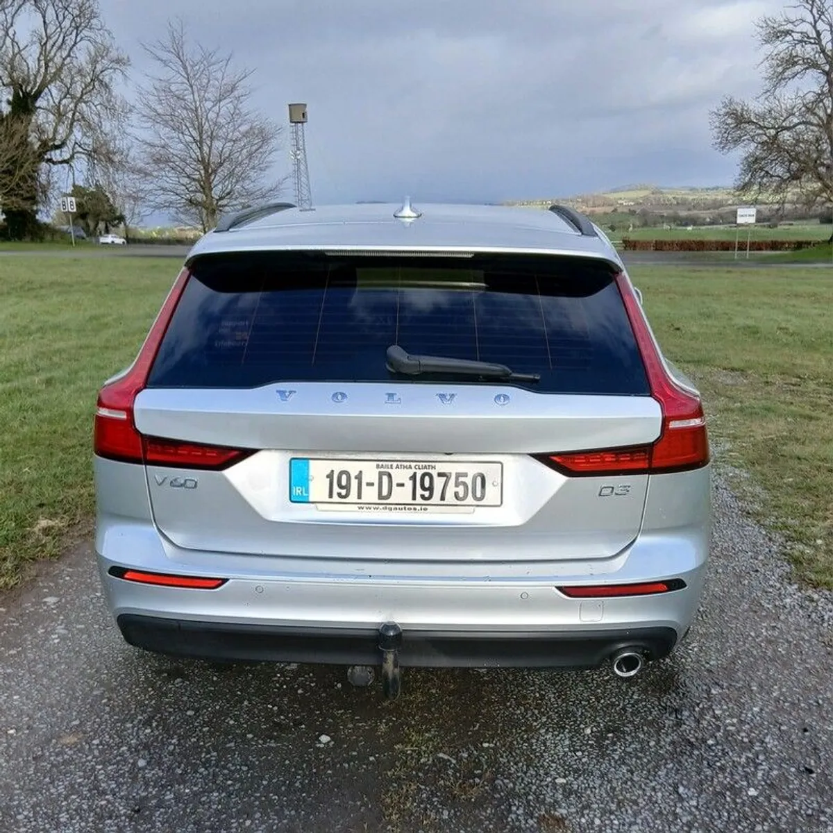 2019 Volvo V60 - Image 3