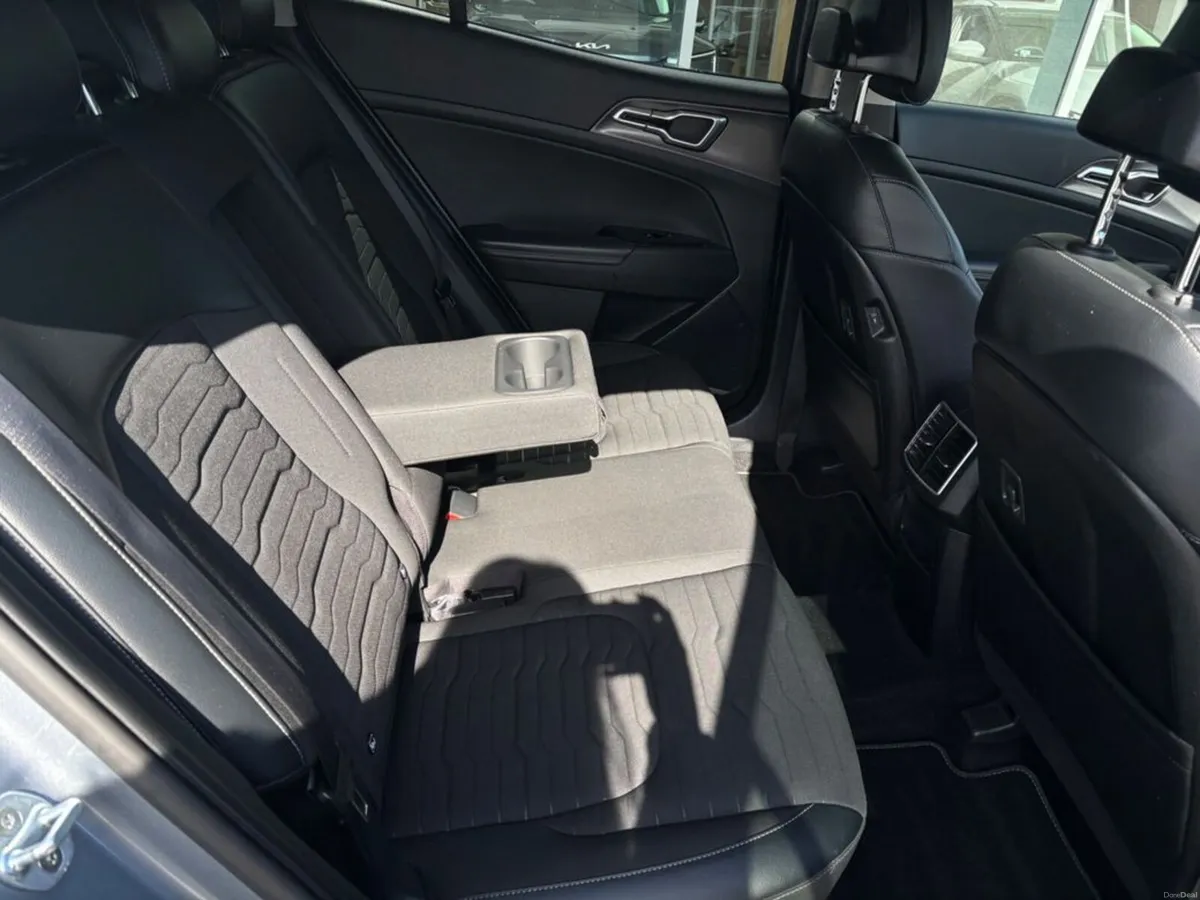 Kia Sportage Manual 5DR - Image 4