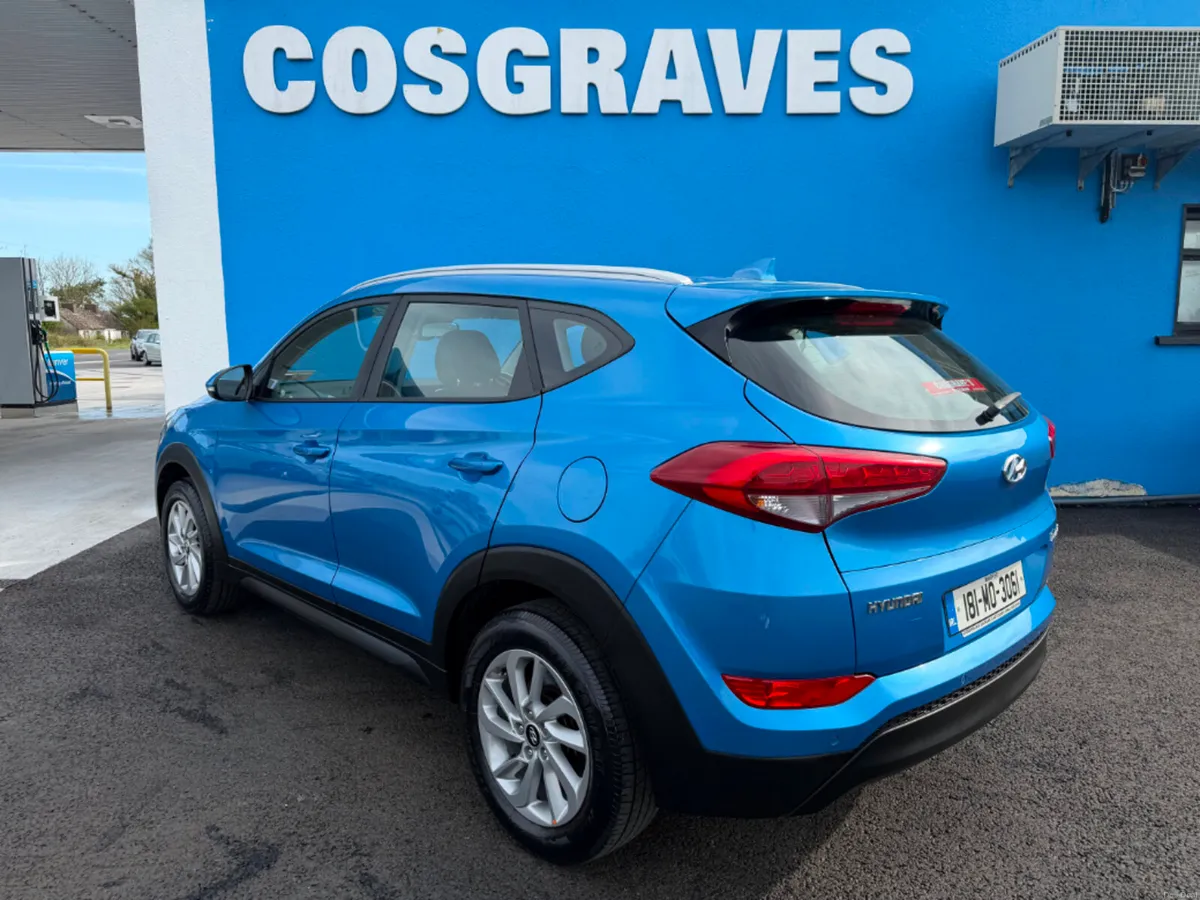 Hyundai Tucson SE NAV 116PS 5DR * REVERSING CAMERA - Image 4