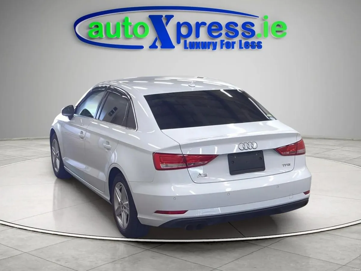 Audi A3 1.4TFSI Automatic, Reversing camera, Low m - Image 3