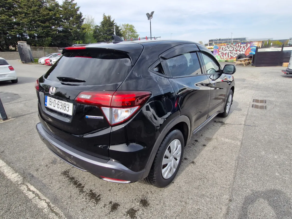 2015 Honda Vezel 1.5L Hybrid Low Miles Fresh Nct - Image 4