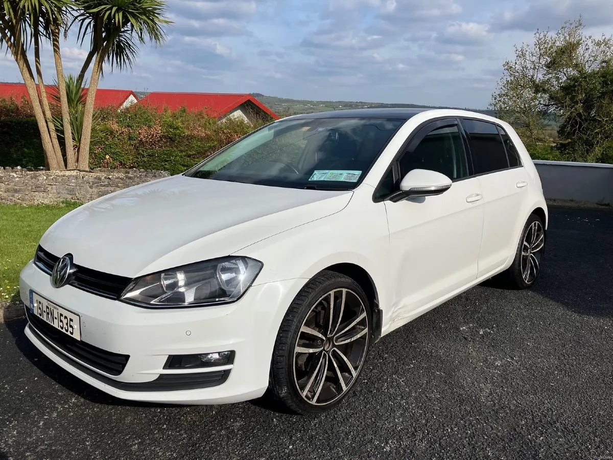Volkswagen Golf 2015 - Image 1