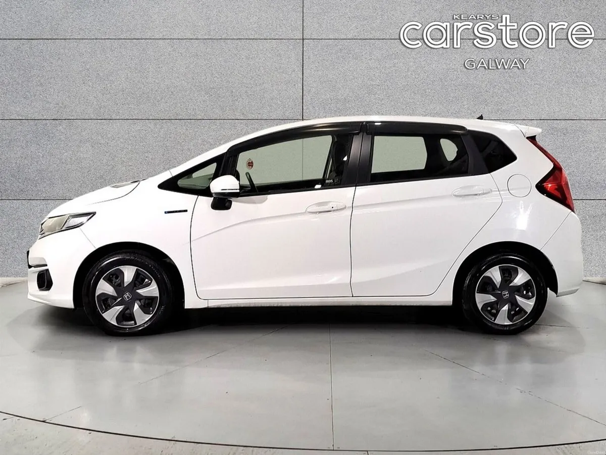 Honda Fit 1.5 HYBRID AUTO - Image 6